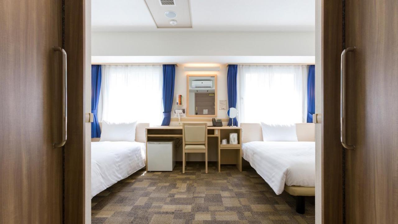 Toyoko Inn Toyota Shi Ekimae Bagian luar foto